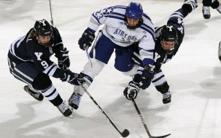 海星体育官网_基德证实浓眉左手受伤，湖人卫冕之路突现变数