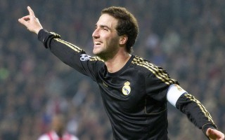 海星体育官网|巴尔韦德警示，畏缩战术将遭巴塞罗那无情击溃