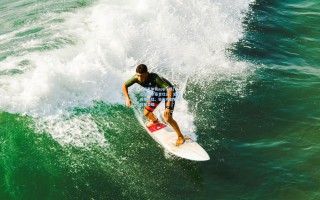 【海星体育app下载】贝尔纳尔豪言壮志，感知进步迅猛，矢志夺取更多冠军荣耀