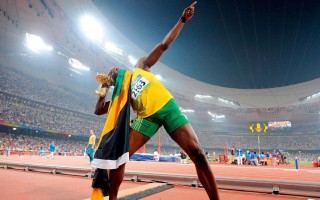 海星体育网址_皇马迎战阿拉维斯，塞瓦略斯坐镇中场枢纽，贝林厄姆引领攻势浪潮，巴西双子星锋线重燃战火